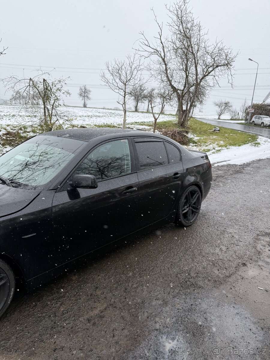 BMW E60 530D 200kW Manuál - 5