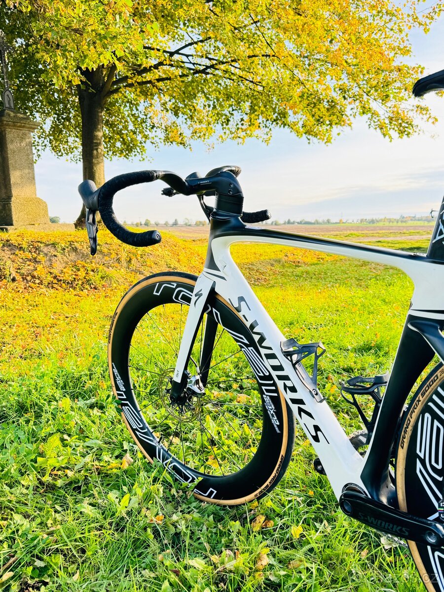 Specialized S-Works Venge Vias disc watt, ceramic, sram red - 5