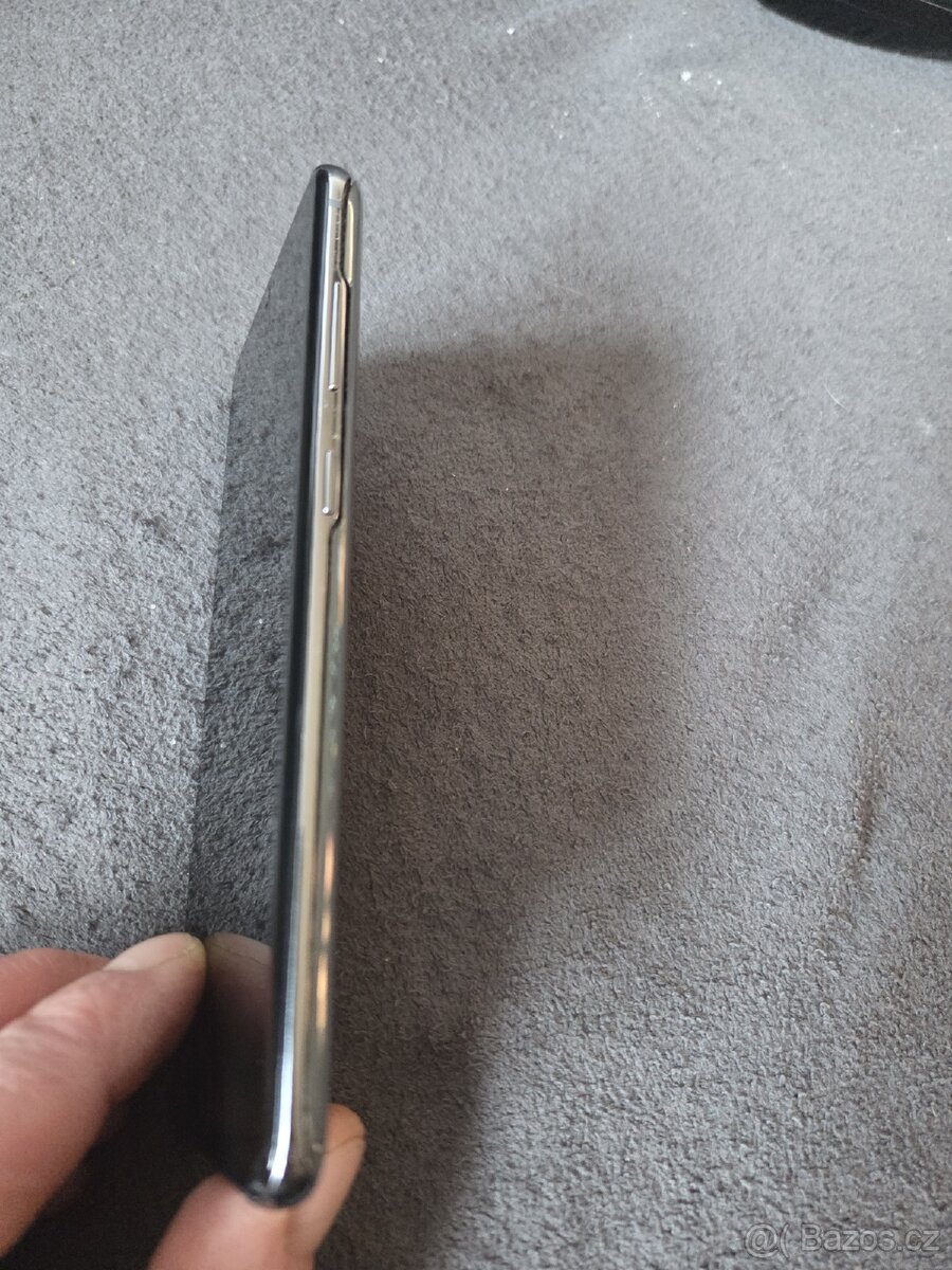 Samsung Galaxy s20 - 5