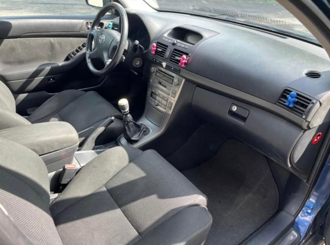 Toyota avensis - 5