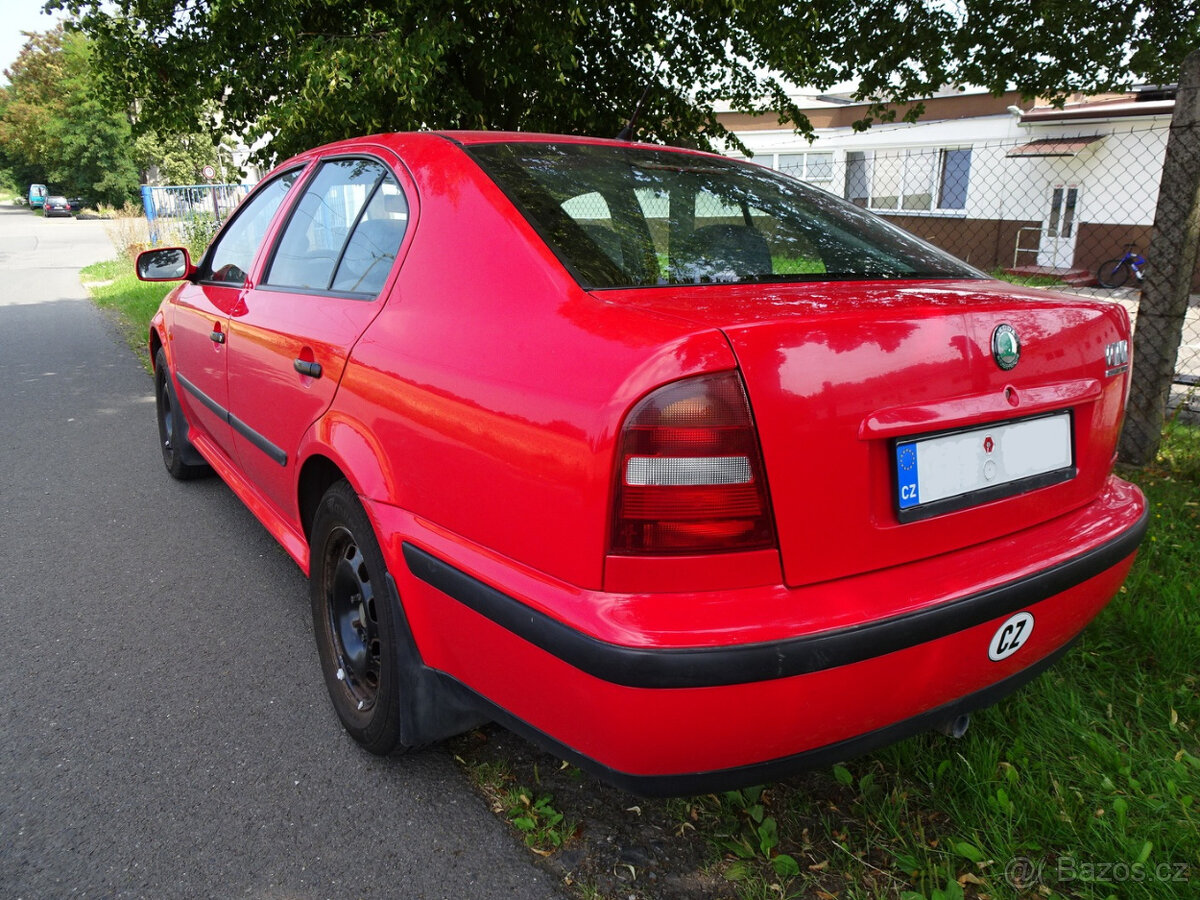 Škoda Octavia 1.6 GLXi 74kW - 5