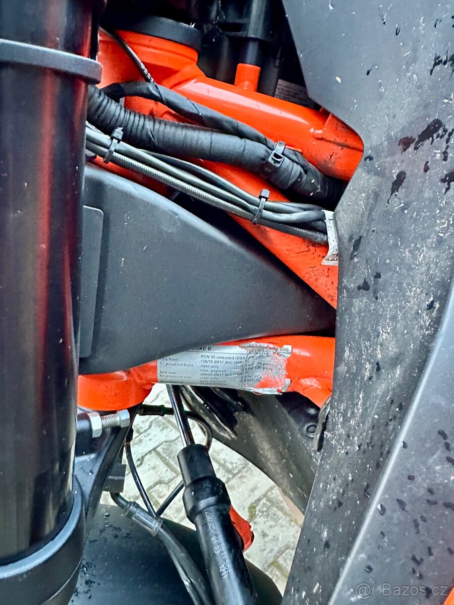 Ktm 1290 super duke R EVO - 5