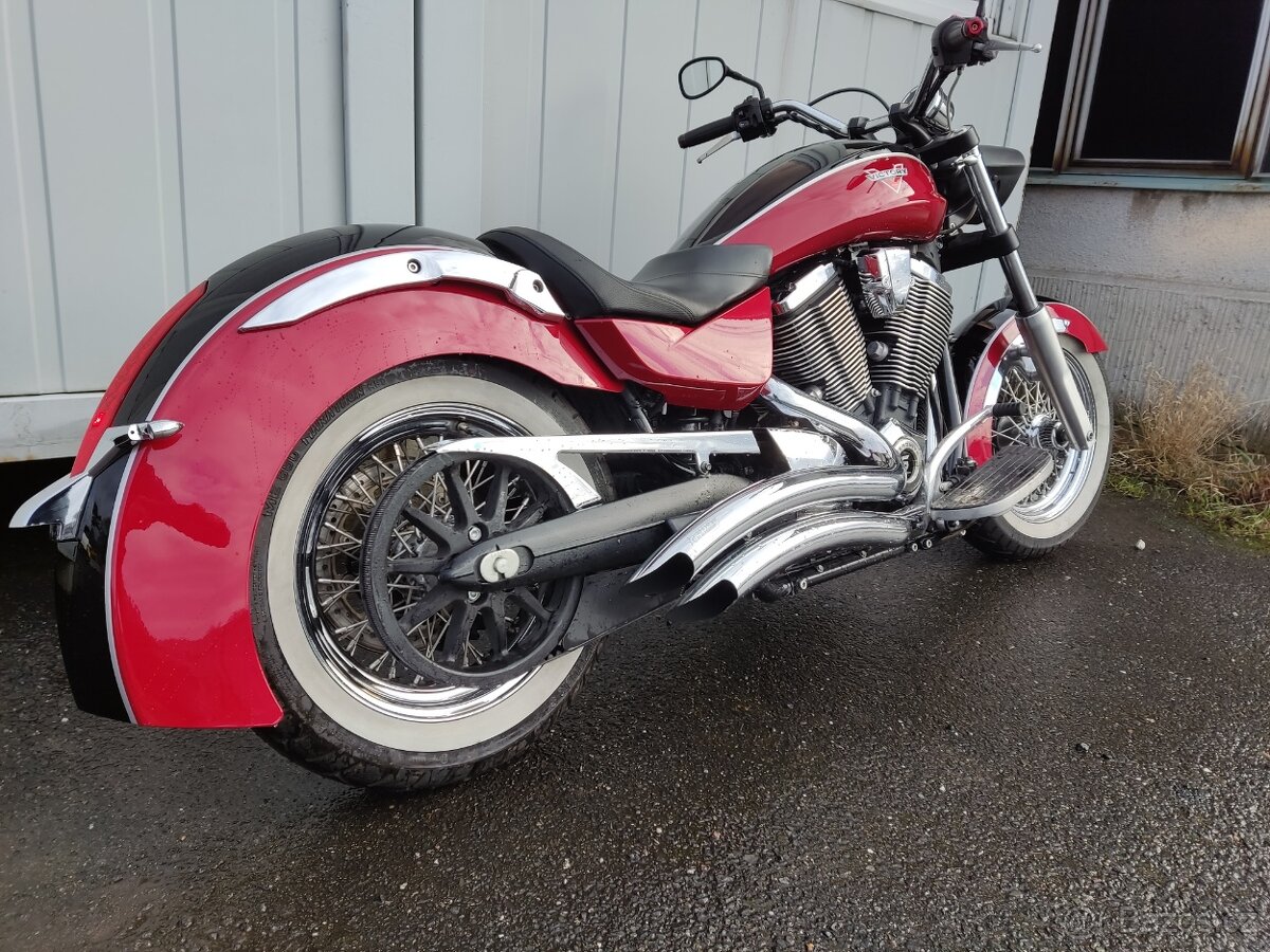 Victory boardwalk 1800ccm - 5