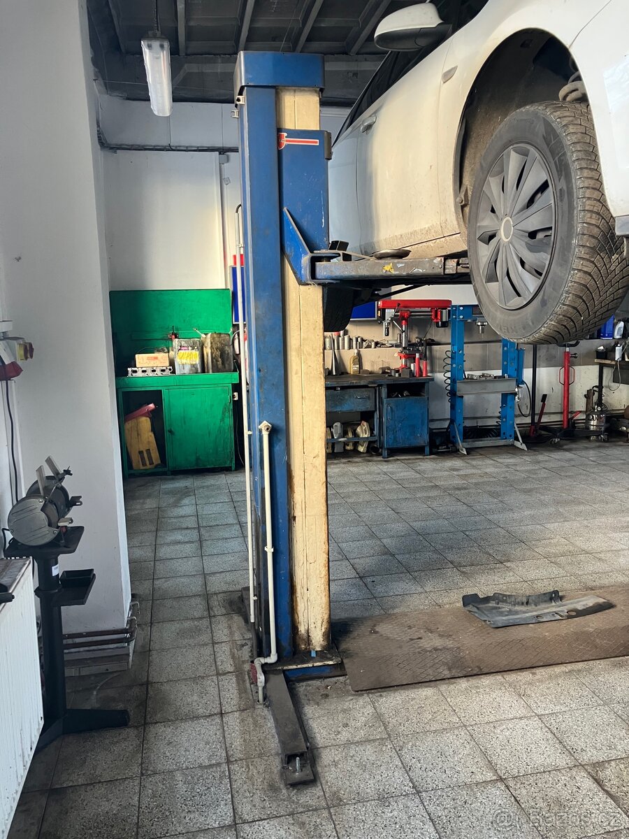 Dvousloupový zvedák Ravaglioli - 5