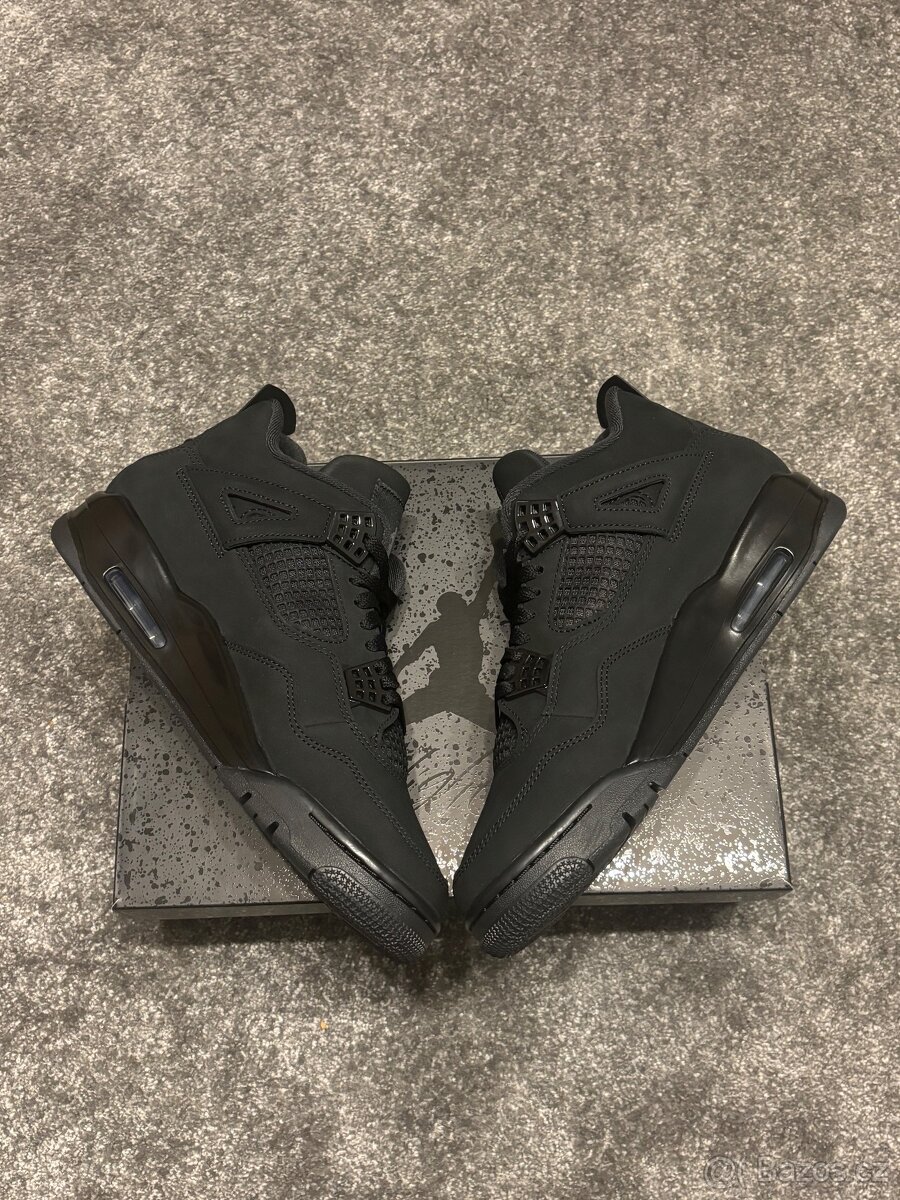Air Jordan 4 - 5