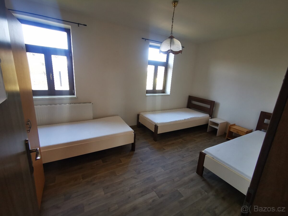 Pronájem 1.patra RD - 5