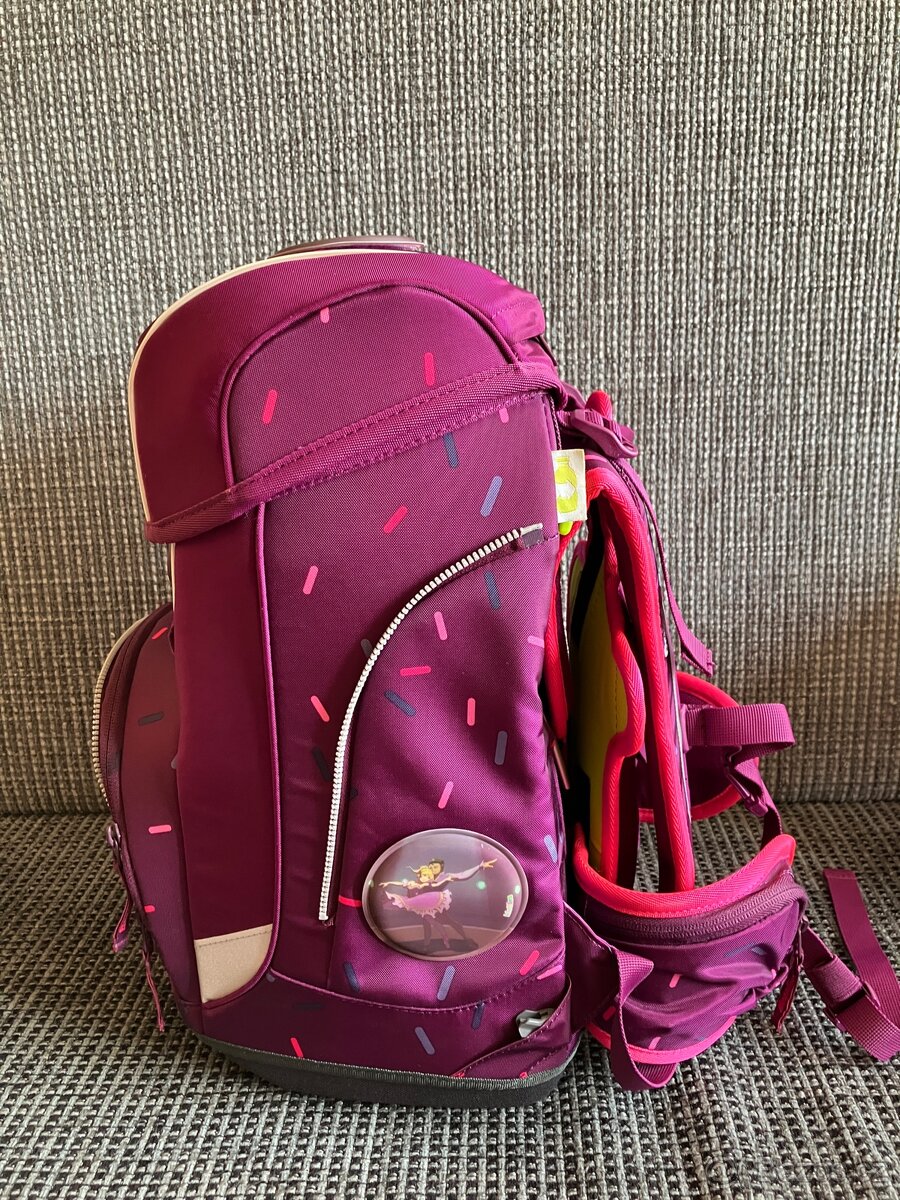 Nový školní batoh Ergobag Cubo - 5