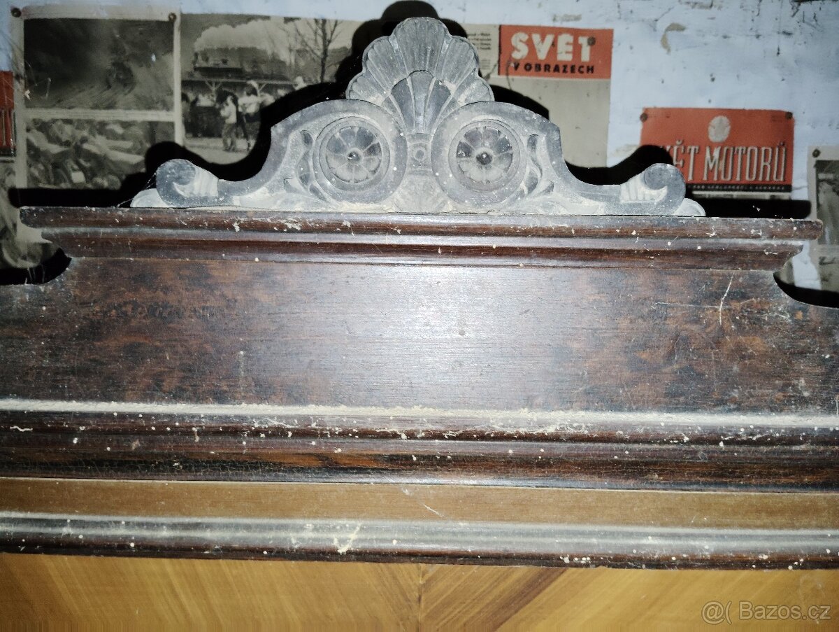 Starožitná skříň - 5