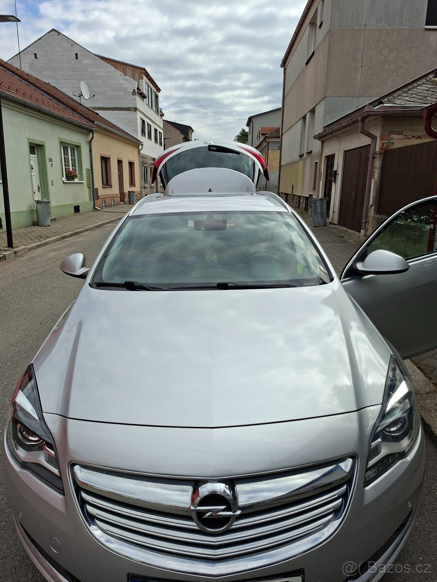 Insignia - 5