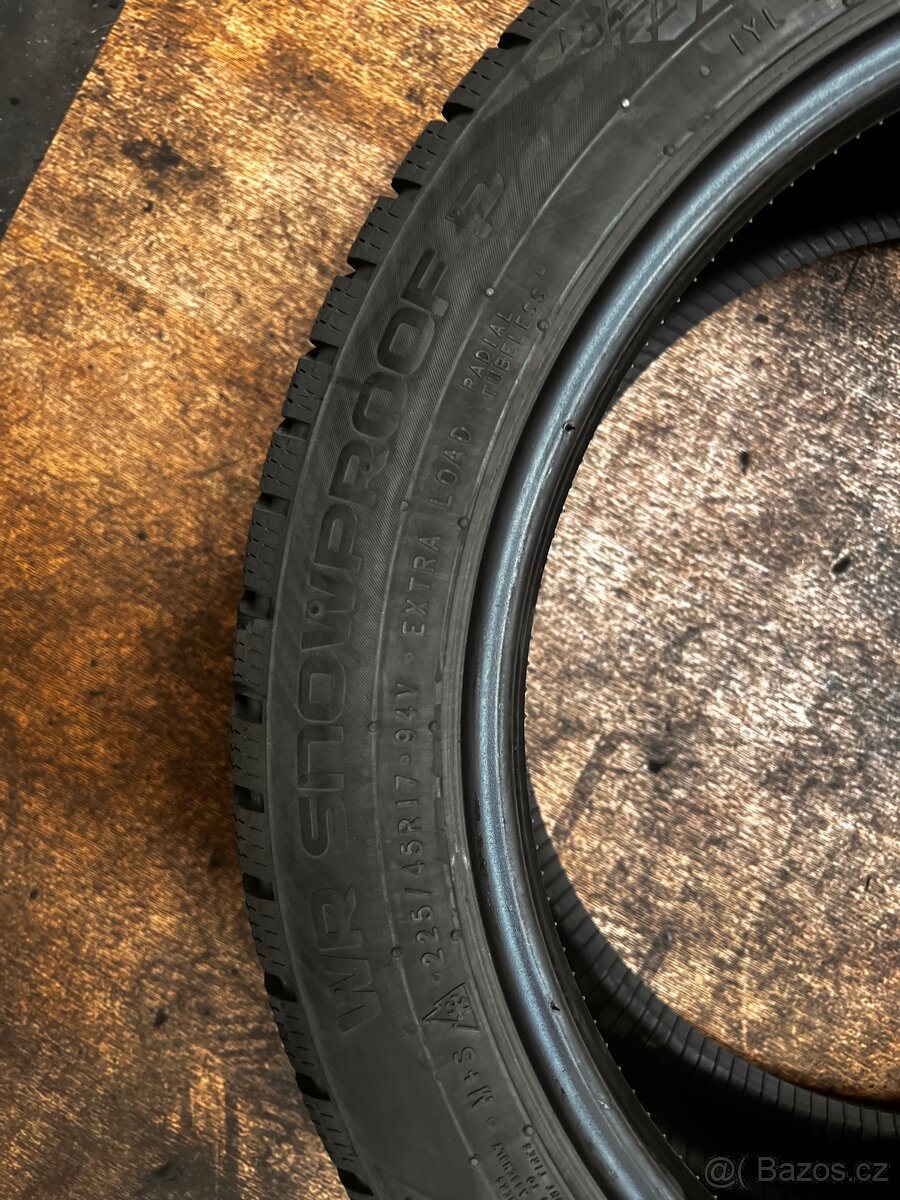 2ks Nokian SnowProof 225/45r17 - 5