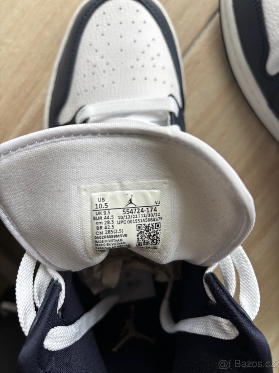 Jordan 1 Mid - 5
