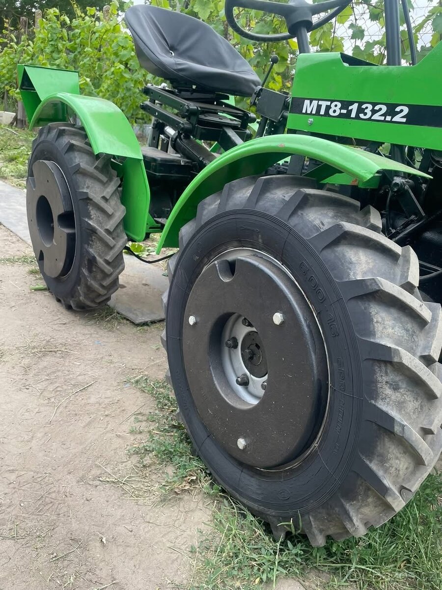 Mt8 132.20 po kompletnej GO celeho traktora so zarukou - 5