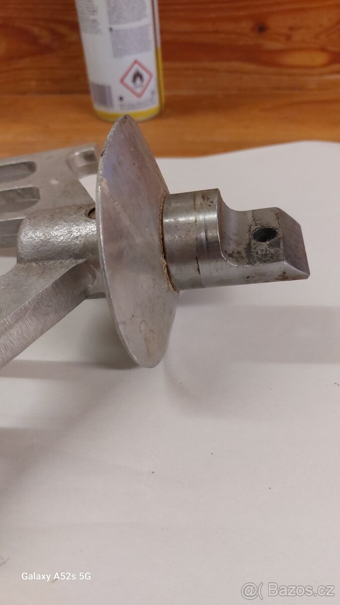 Univerzální robot Nagema HU1 - 5