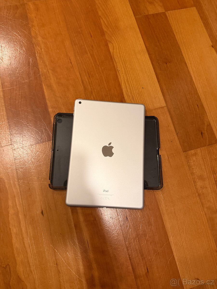 IPad 10,2" (7. generace, 2019), Retina displej,bez škrábanc - 5