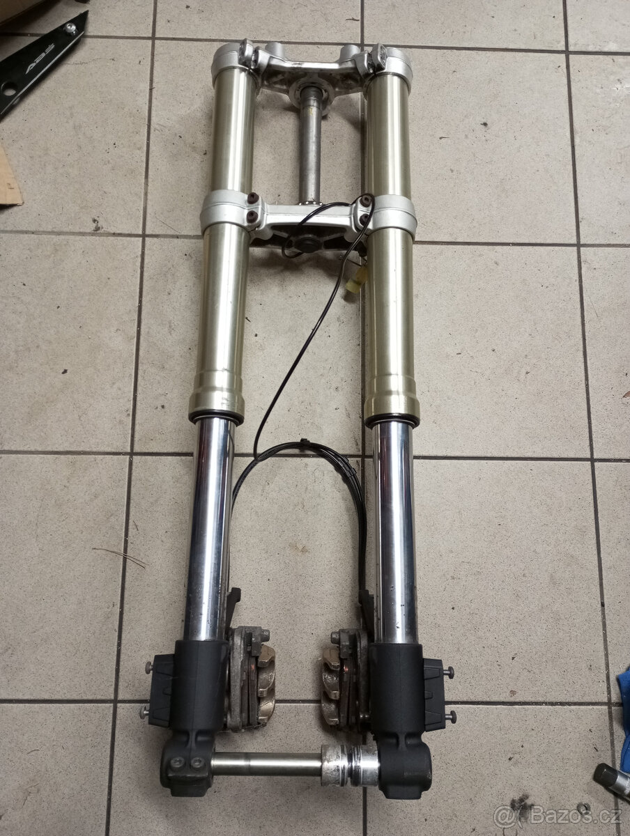 Triumph Tiger 800 XC 2011- - 5