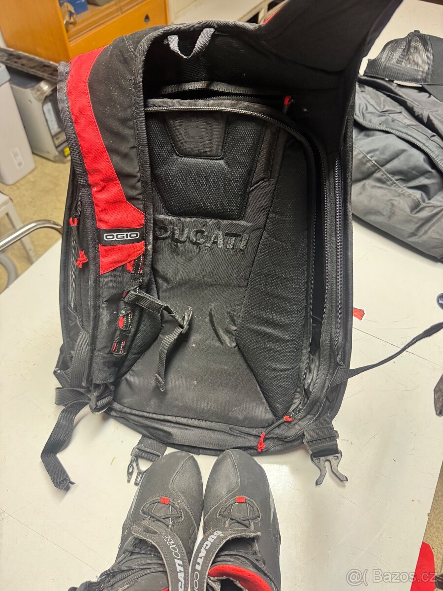 Batoh a boty Ducati - 5