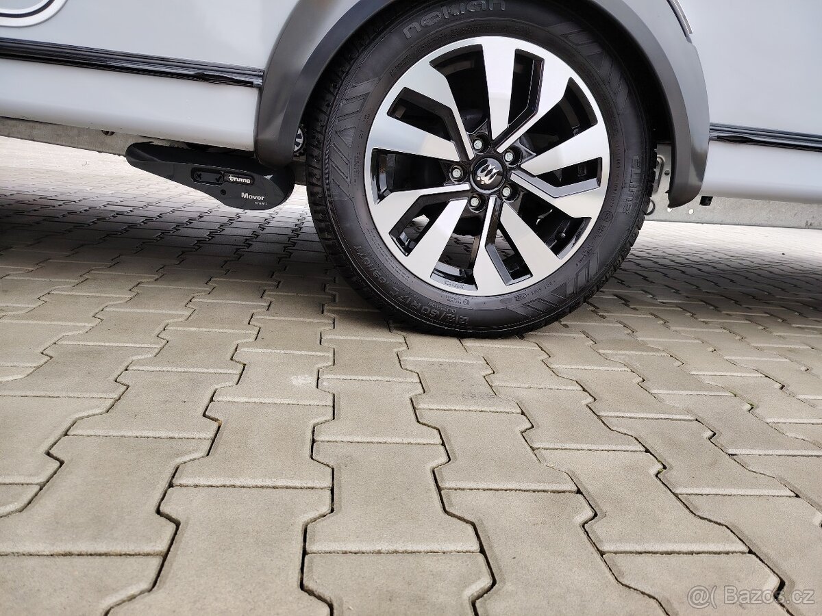 Knaus Südwind 460 EU 60 Years Edition • 2022 - 5