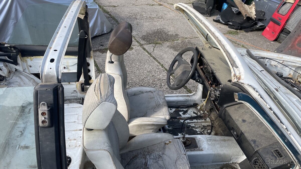 Prodám golfa mk1 cabrio - 5