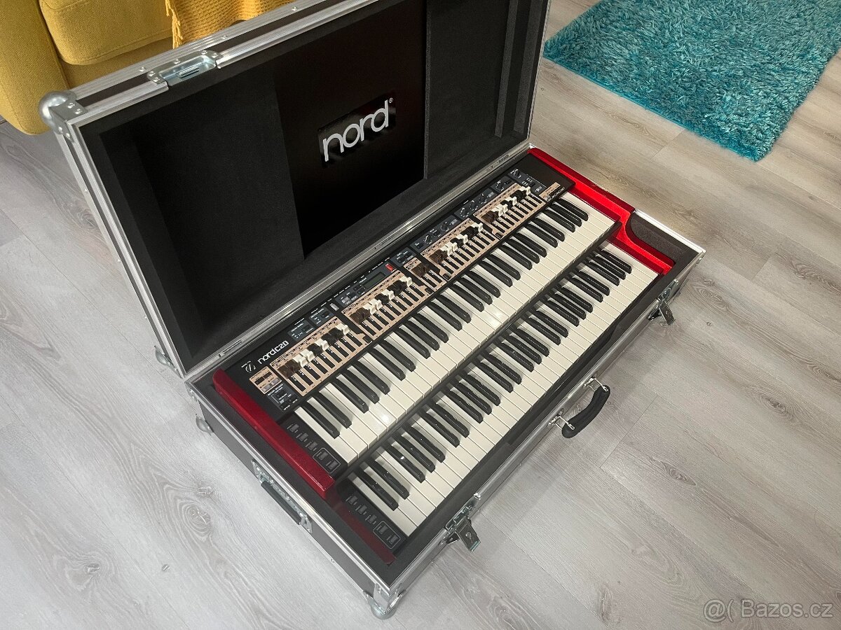 NORD C2D (Hammond klon) - 5