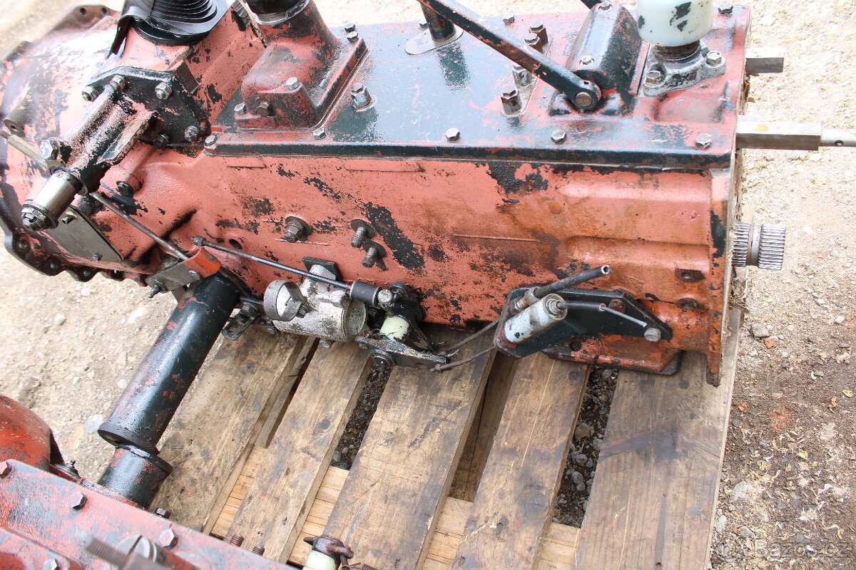 Zetor 7011 7045 převodovka - 5
