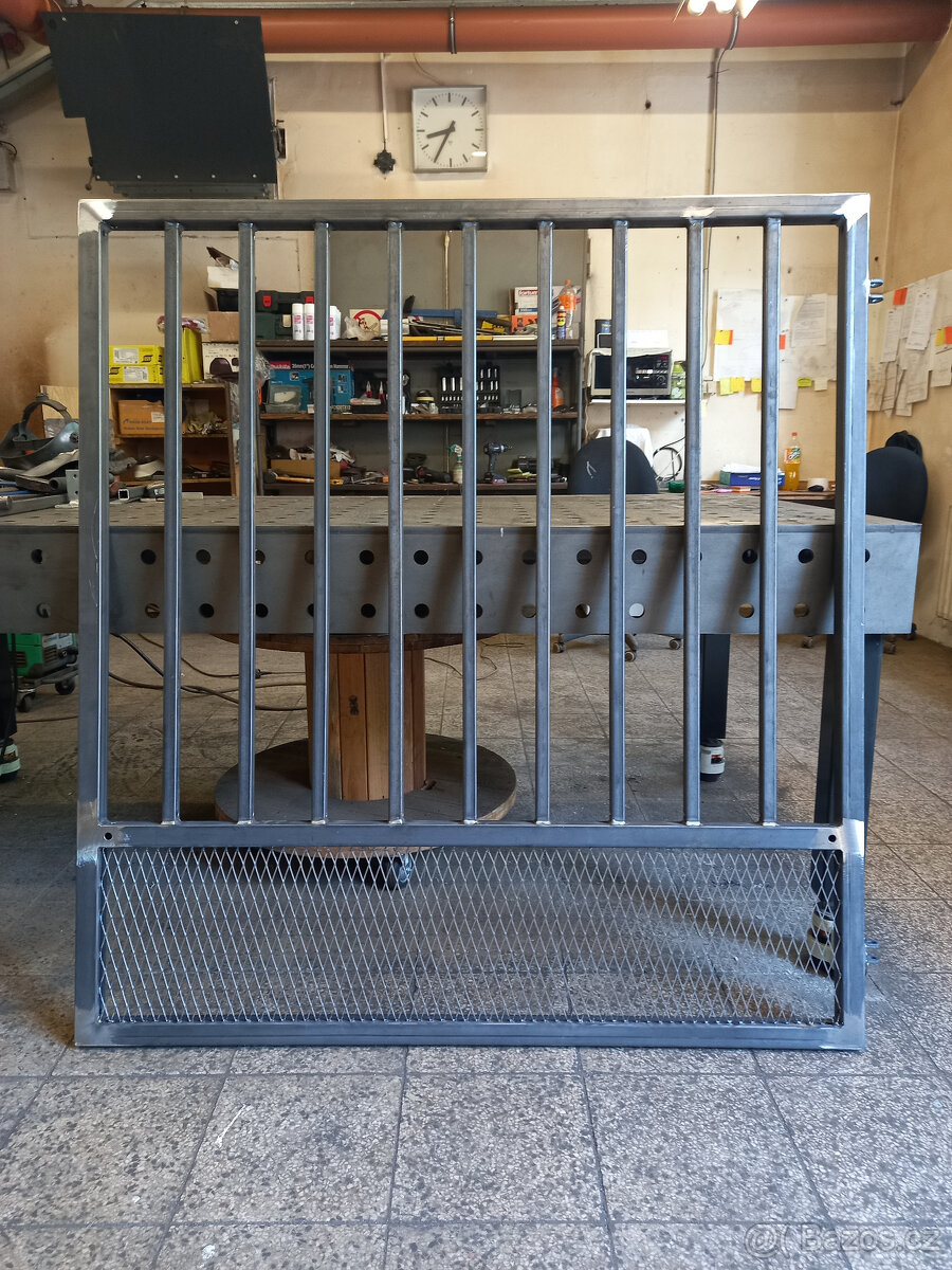 Kované ploty, samonosné pojezdové brány - 5