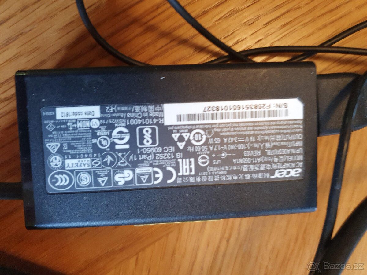 Prodám použitý notebook Acer Aspire E 15 Core i5 RAM 16GB - 5