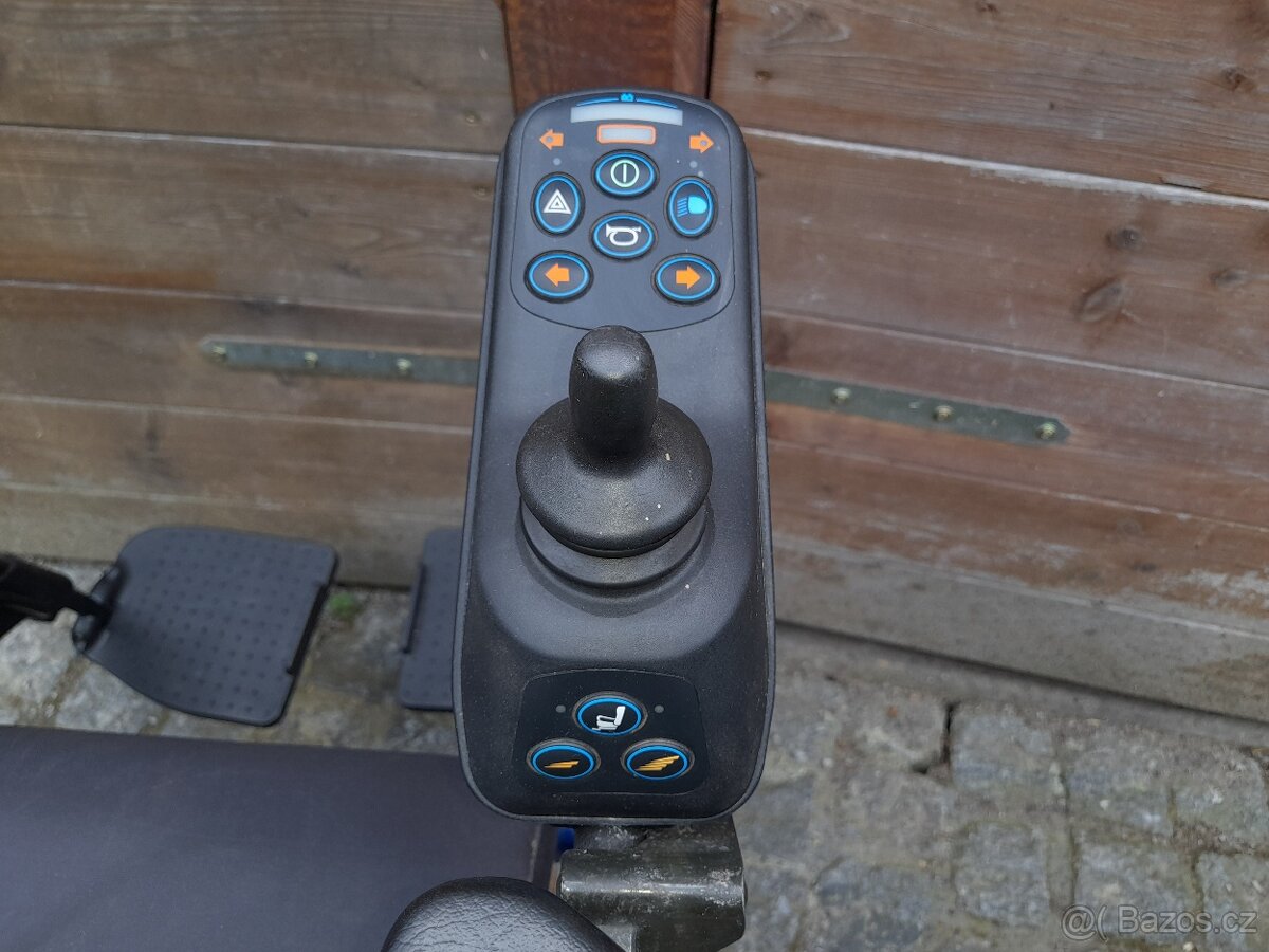 Invalidní vozík elektrický Meyra - 5