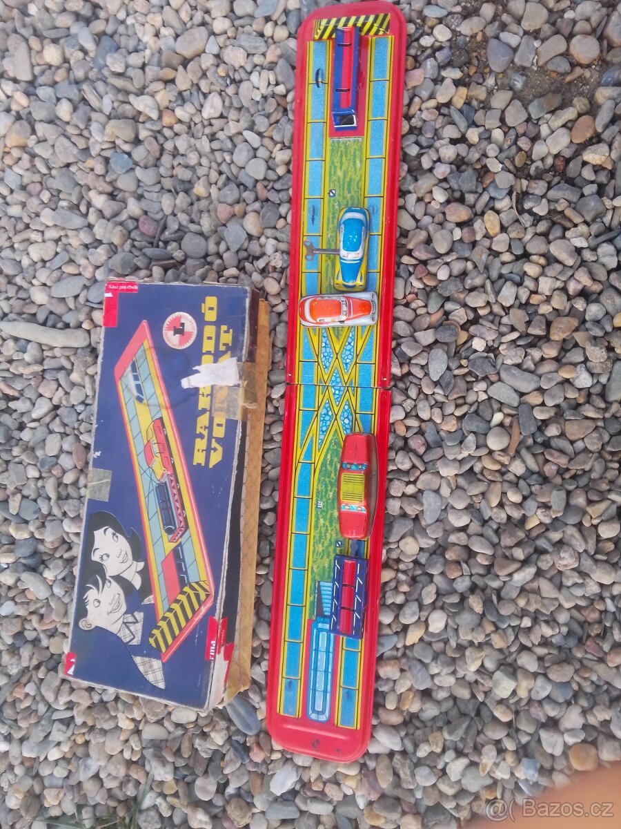 Kovová Autodráha - 5