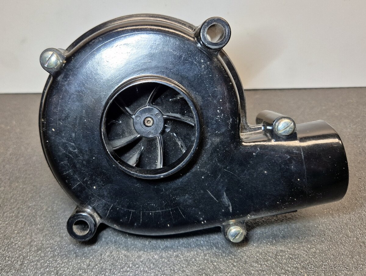 IFA, Wartburg, Trabant - bakelitový ventilátor - 5