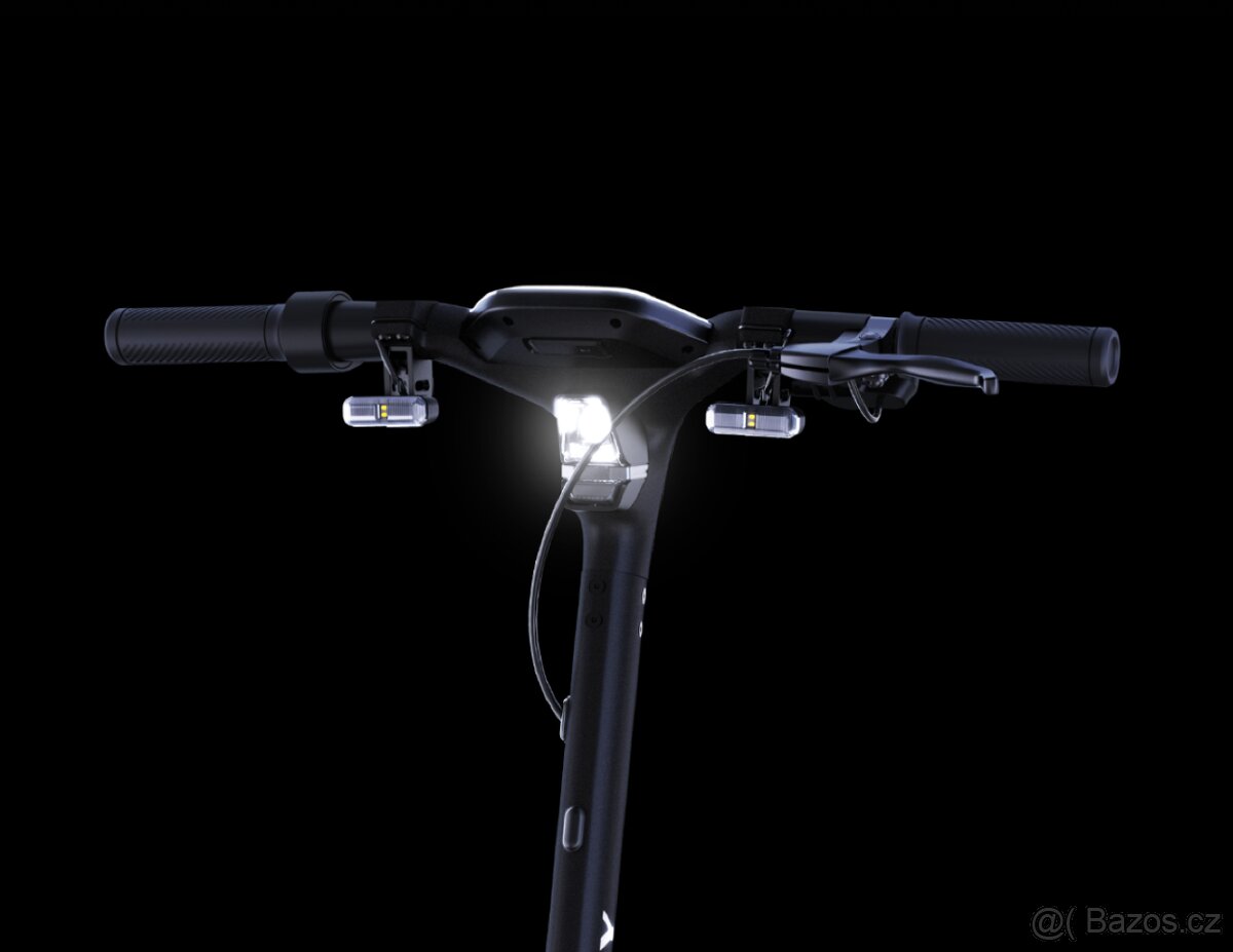 Elektrická koloběžka Segway KickScooter P100 - 5