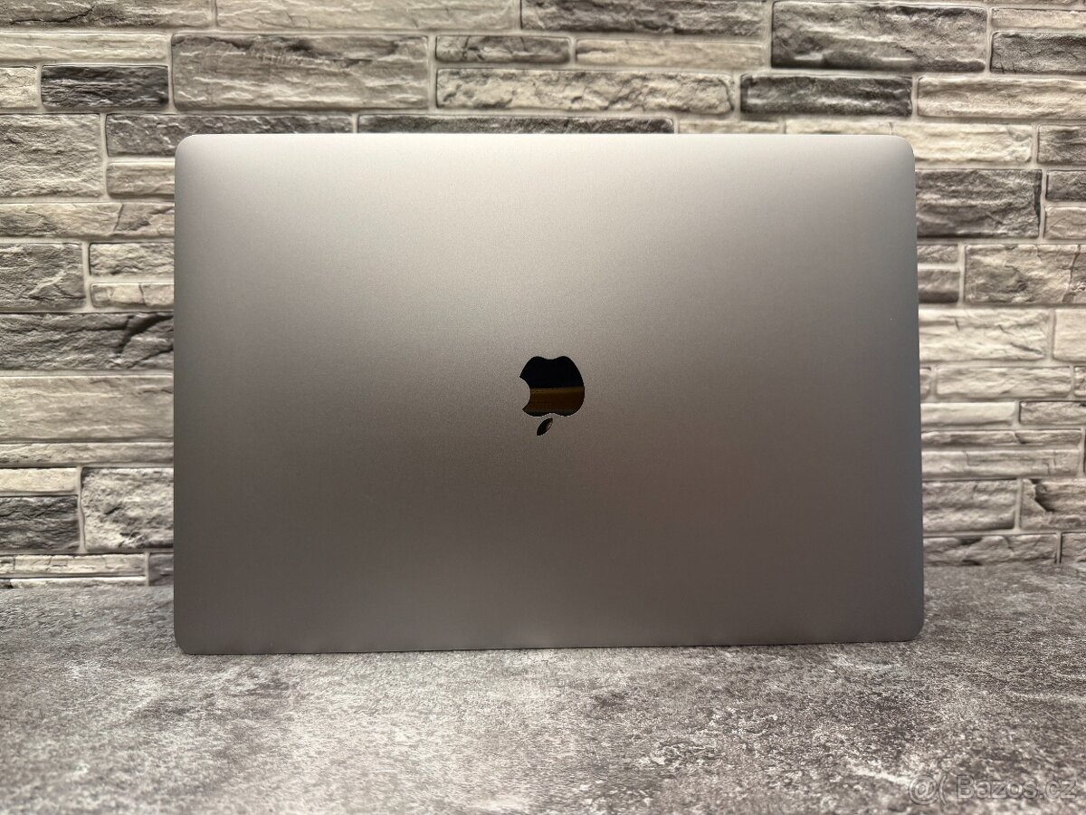 MacBook Pro 16" 2019 i7 / 16GB / 500GB / Pro 5300M - 5