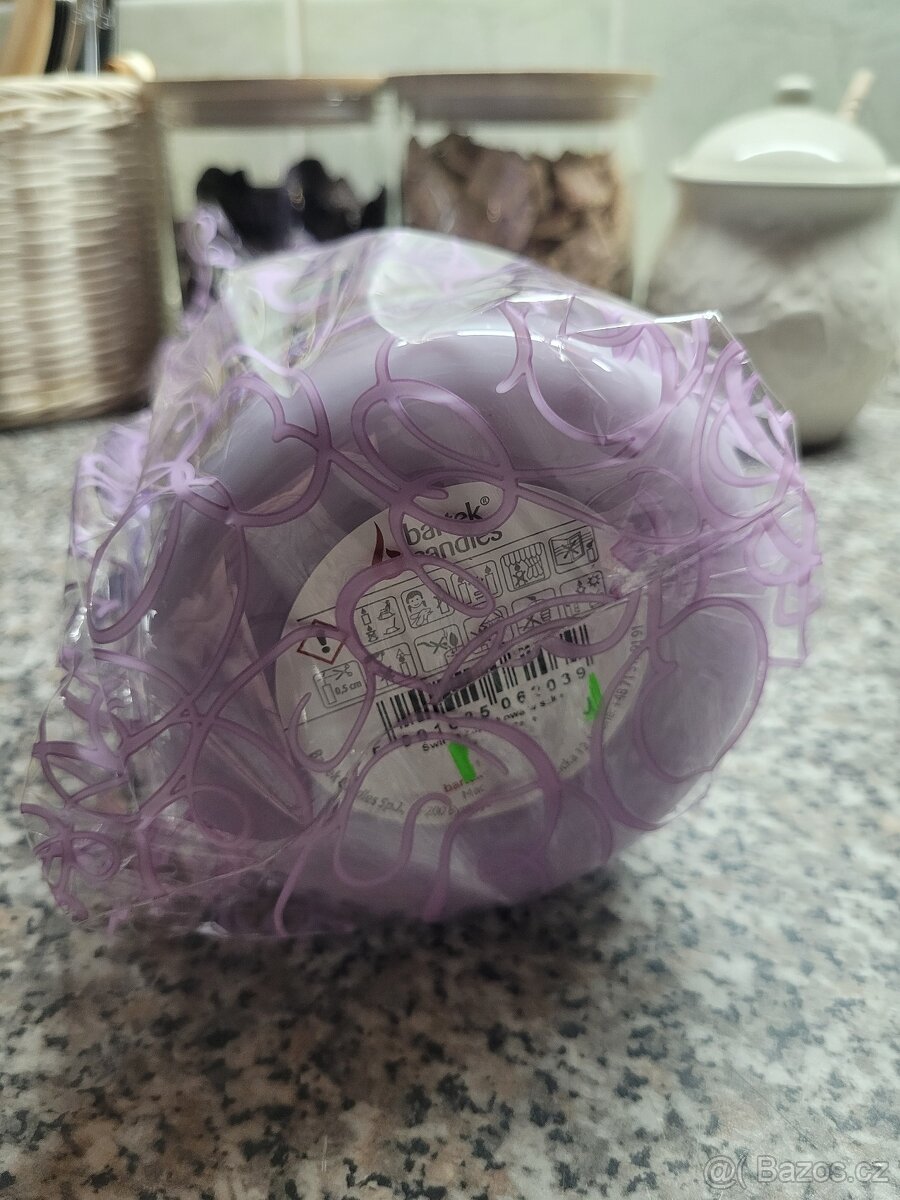 Nová velká svíčka Lavender Cake zn. Bartek Candles - 5