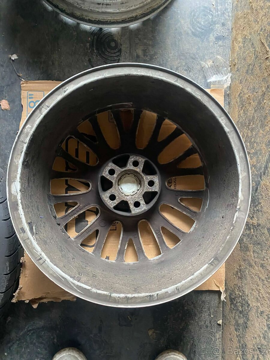 5x100 16 ET42 originální STYLE pneu nemám Rapid Roomster al - 5