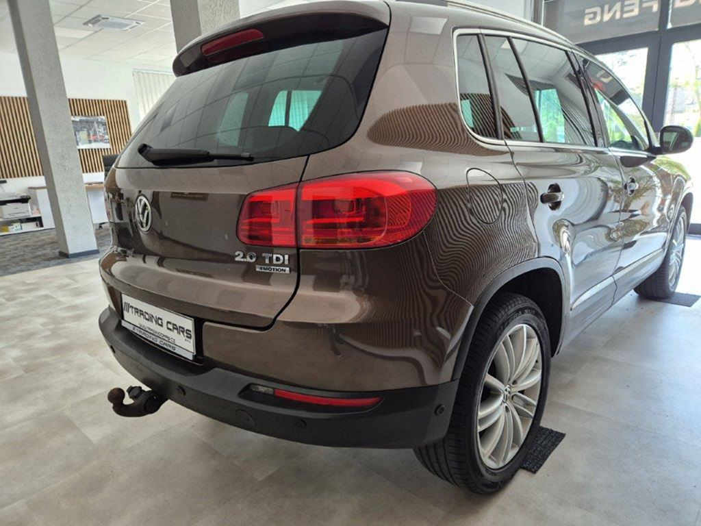 Volkswagen Tiguan 2.0 TDI 4 MOTION R-Line - 5