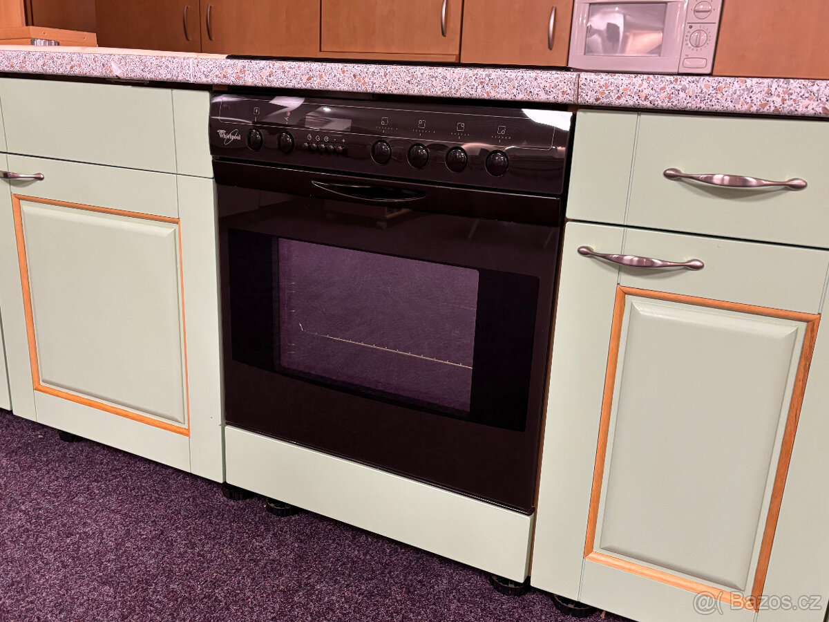 Kuchyňská linka ve venkovském stylu - 5