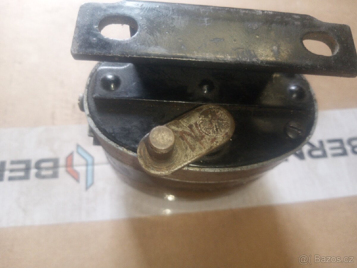 Motorek stěračů Bosch - 5