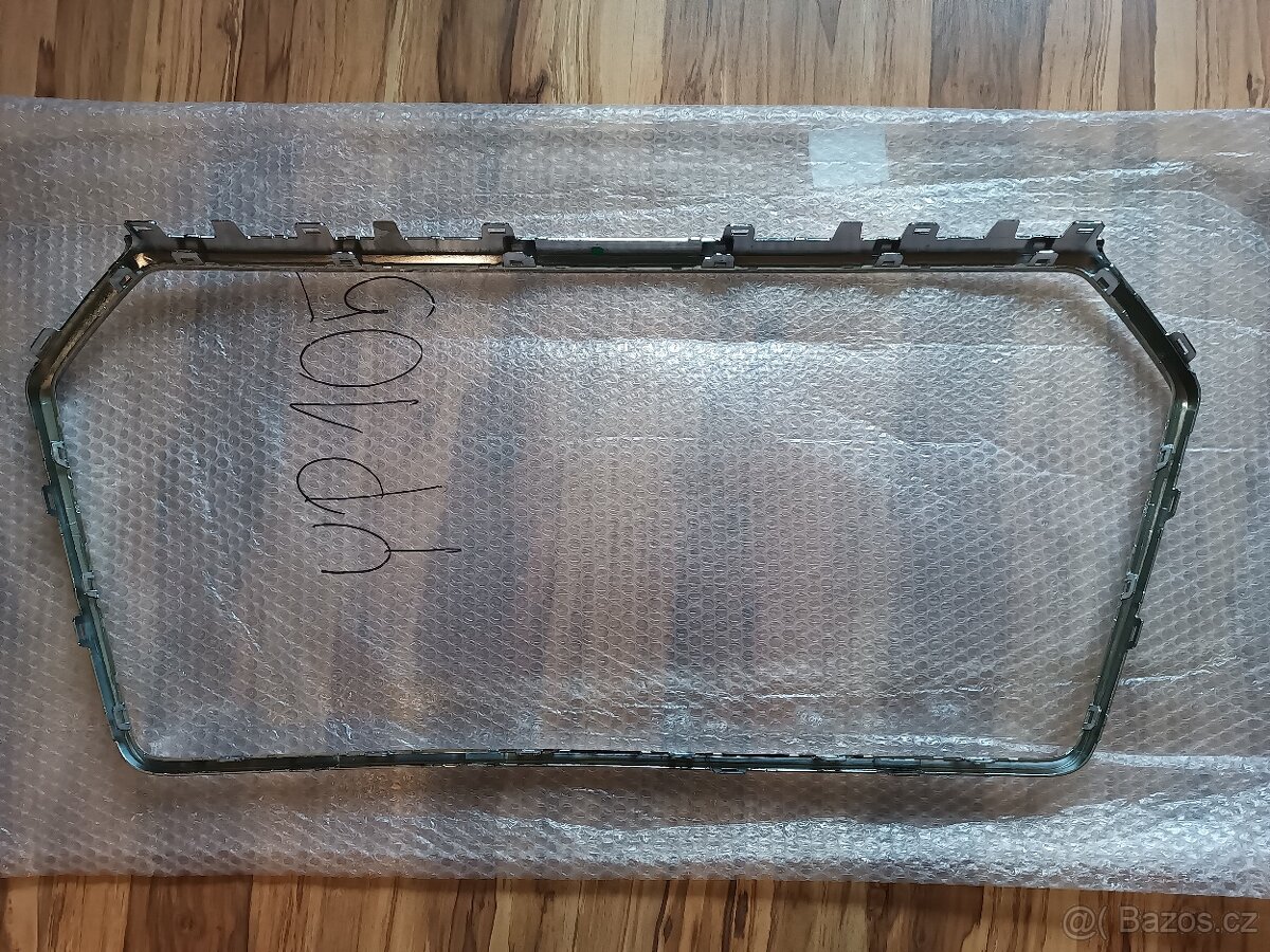 Rámeček masky AUDI A4 B9 2015-19R - 5