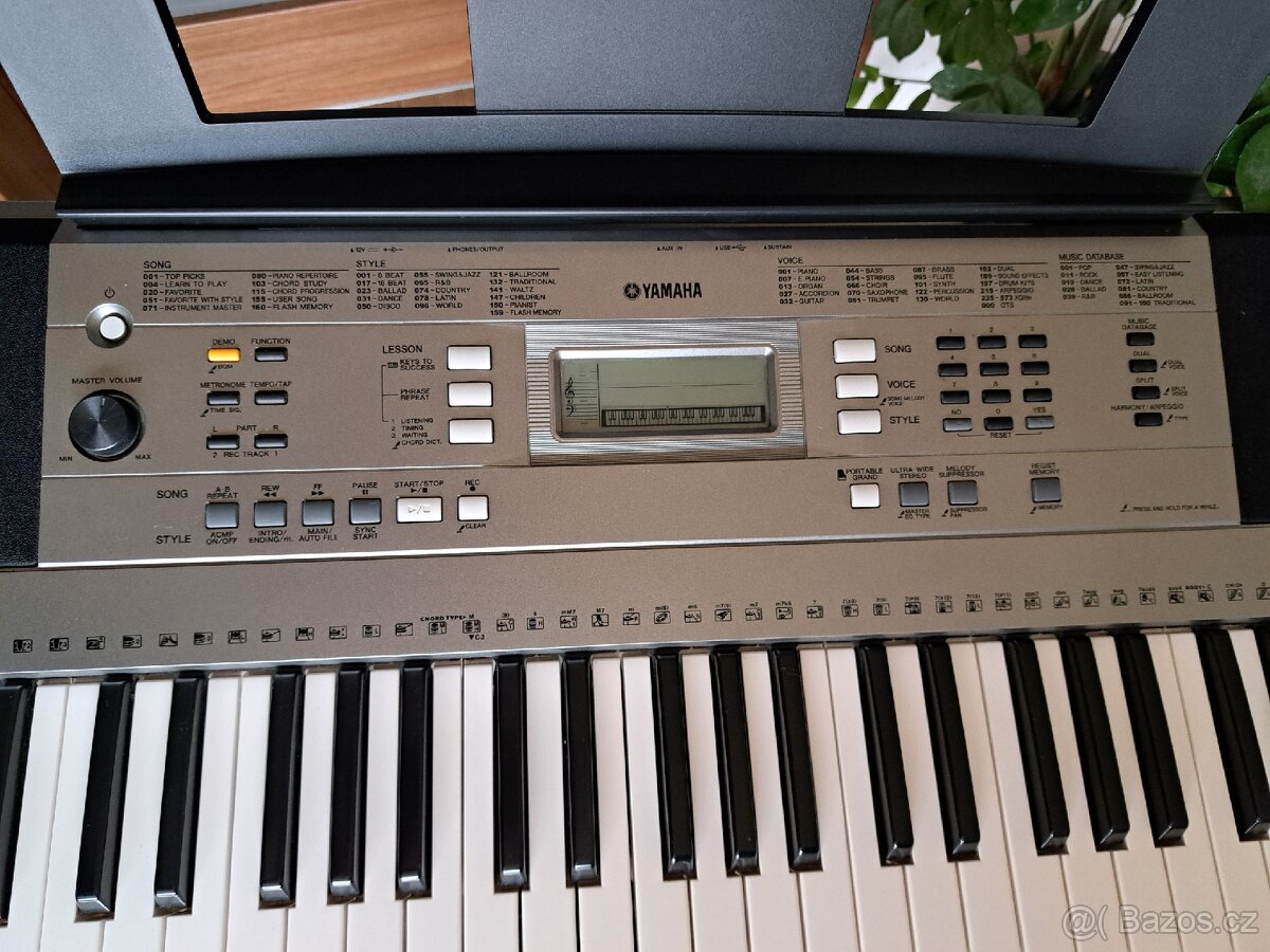 Klávesy Yamaha PSR E-353 - 5