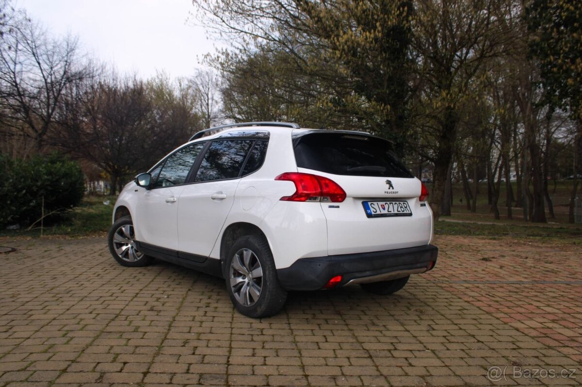 Peugeot 2008 1.2 PureTech Style - 5