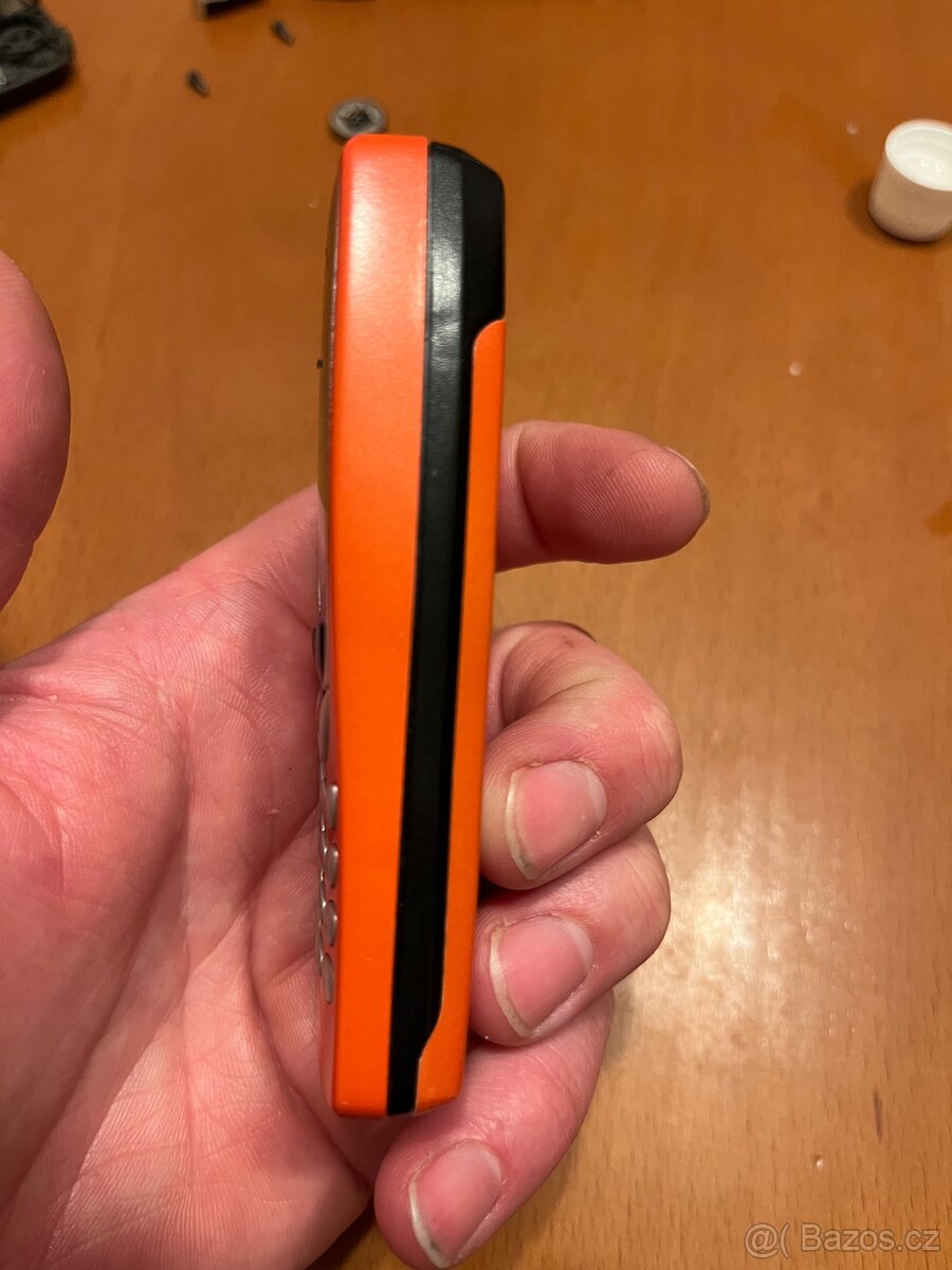 Nokia 8210 - 5