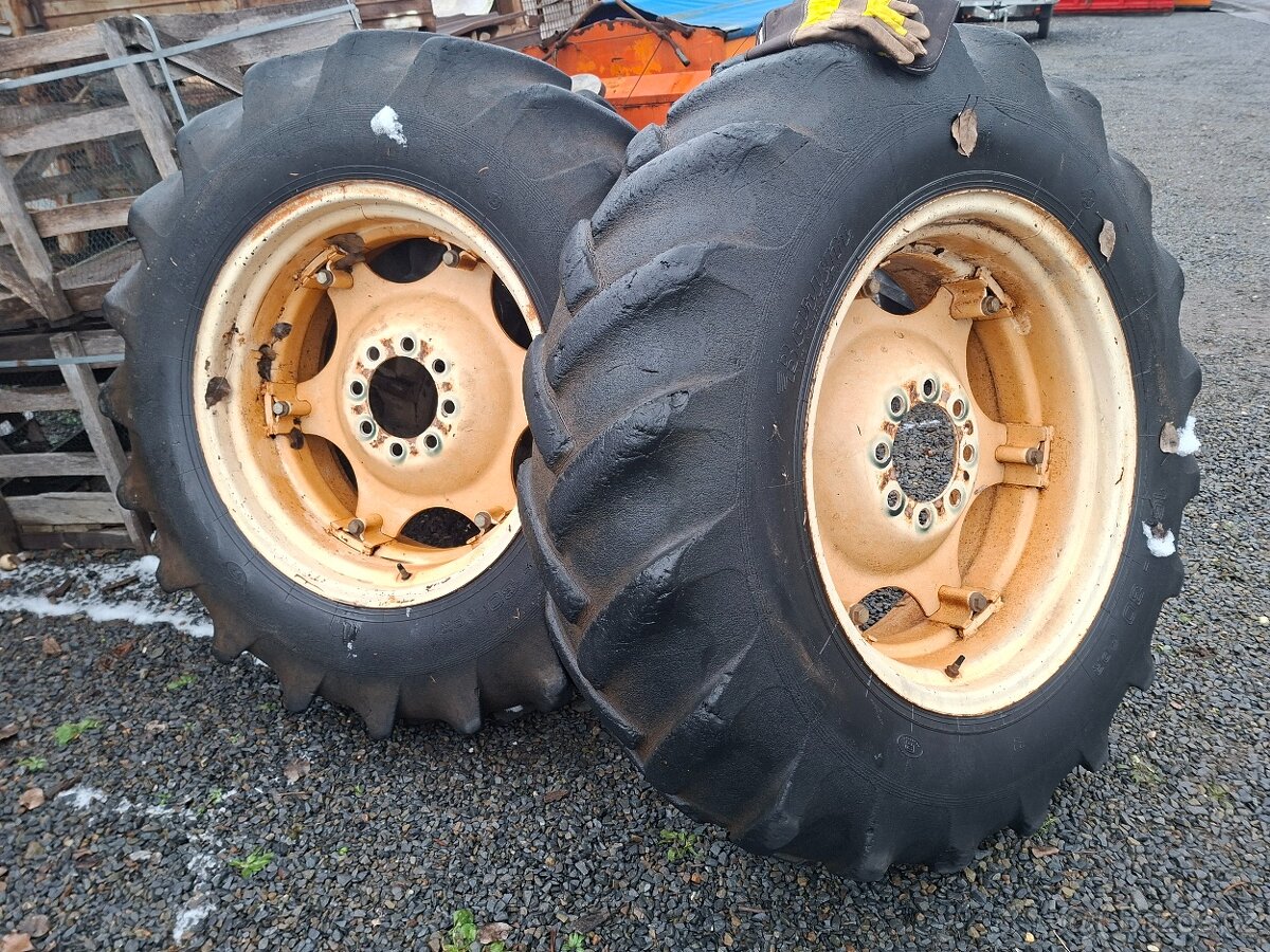 Kola zadní zetor - 5