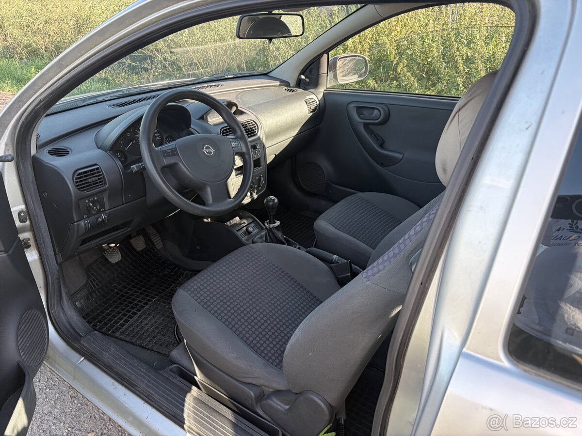Opel Corsa 1.2 16V - 5