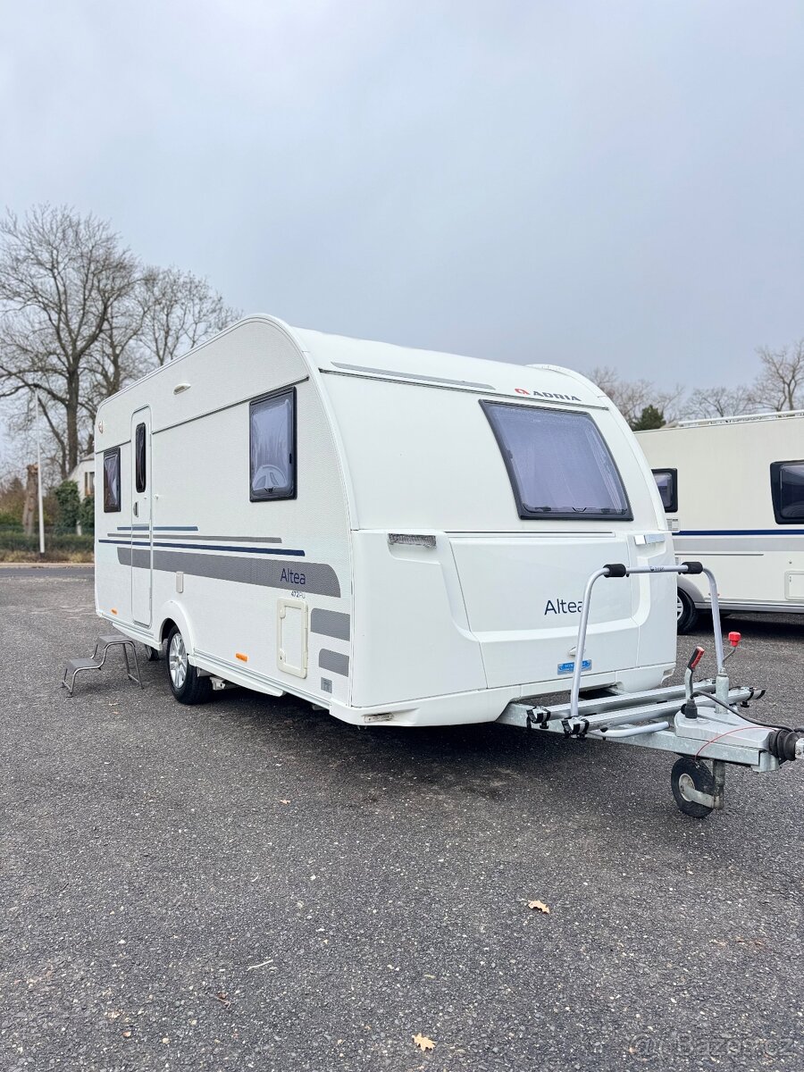 Adria Altea 472 PU ~ Francouzská postel - 5