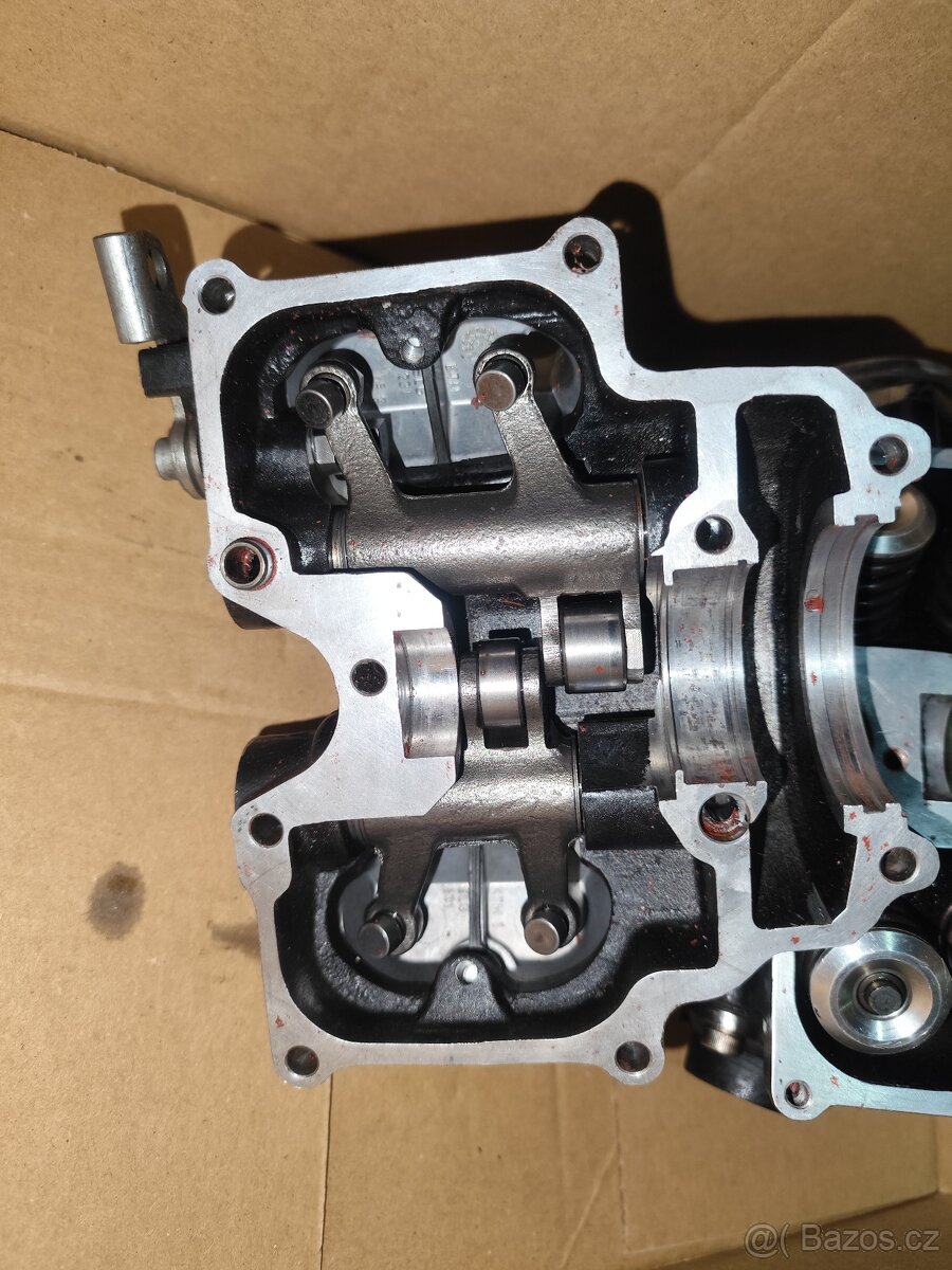 Hlava KTM lc4 640 - 5