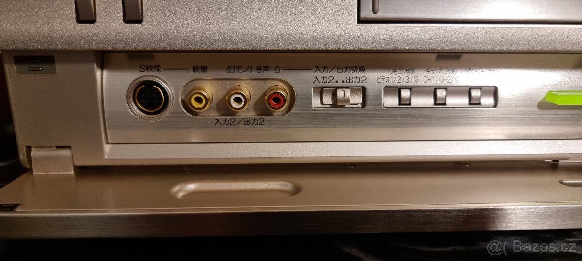 HITACHI DT-DR3000 D-VHS v MPEG2 - 5
