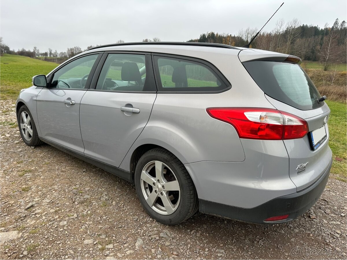 Ford Focus 1.0i - 5