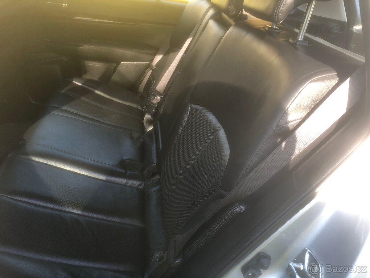 Subaru Outback 3,6 - 5