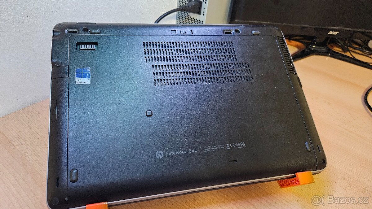 NOTEBOOK \\ HP \\ WINDOWS 11PRO \\ INTEL I5 \\ 8GB R - 5