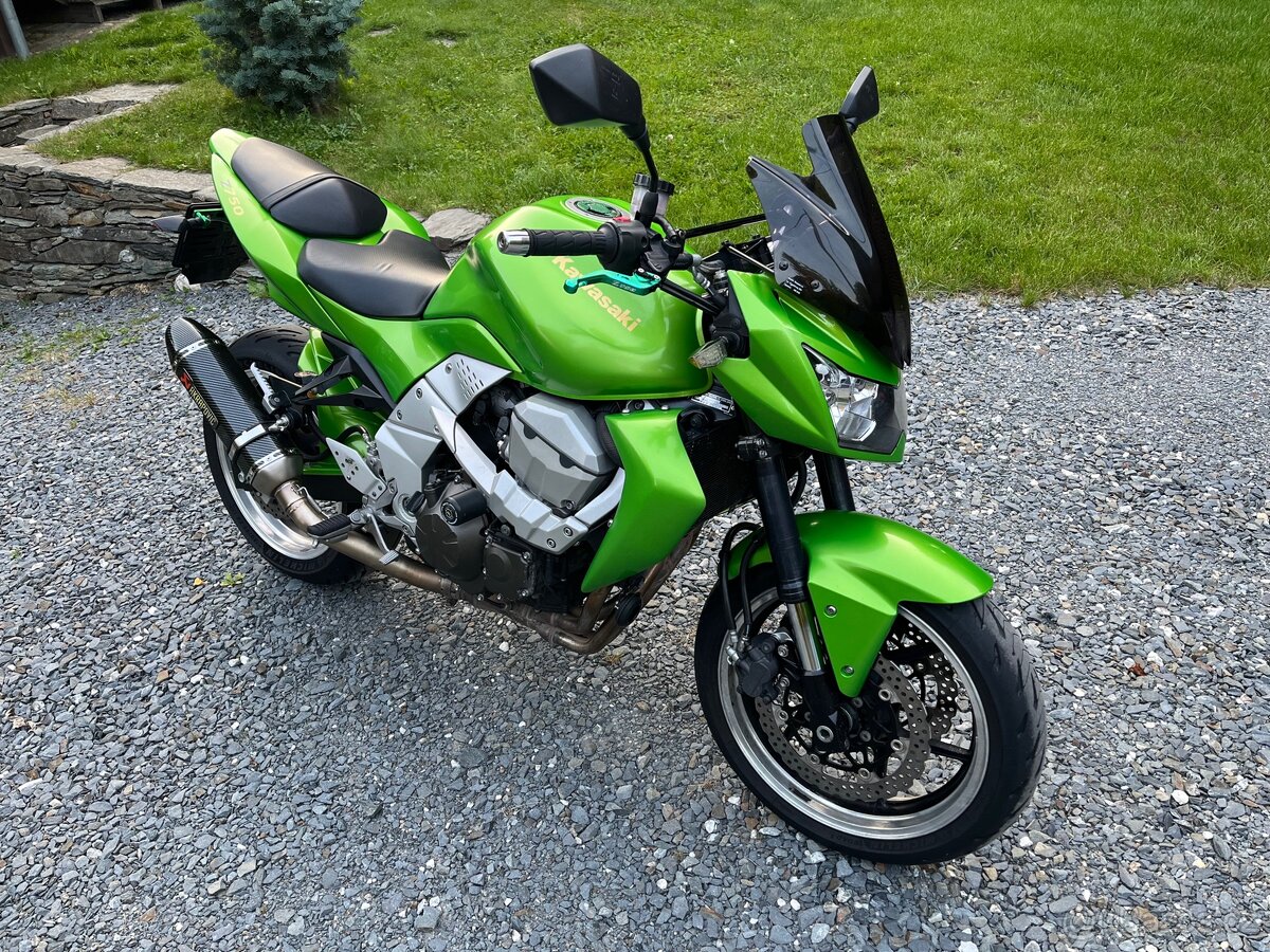 Kawasaki Z750 - 5
