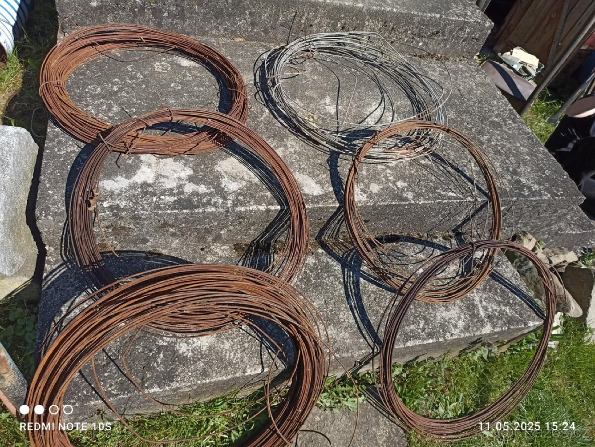 Vázací drát (cca 250m) - 5